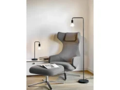 Minimalistische LED Stehleuchte, Metall Schwarz matt, Höhe 149cm
