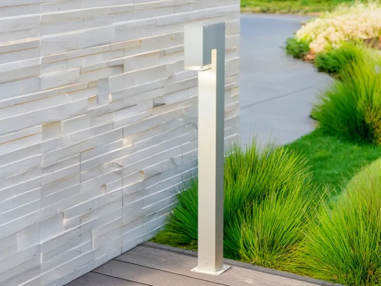 Moderne LED Pollerleuchte aus Aluminium, Höhe 100cm, Weiß