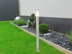 Moderne LED Wegeleuchte aus Edelstahl in Silber, Höhe 110cm