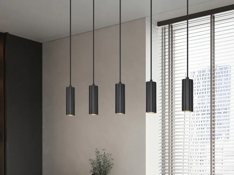 Moderne Pendelleuchte SOKA 5-flammig aus Metall Schwarz, Breite 85cm