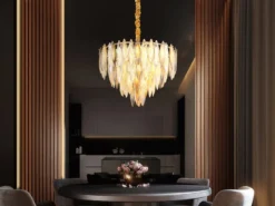 Moderner Kronleuchter ELINOR Gold mit 3-farbigem K9 Kristall Ø 60cm