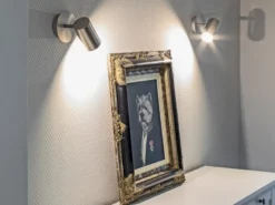 Moderner Wandstrahler FAINAS Silber, Spot schwenkbar mit GU10 LED, Breite 11cm