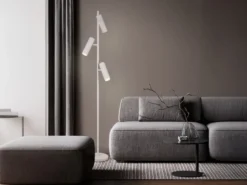Moderne Stehlampe SOKA mit 3 schwenkbaren Spots, Hellgrau, Höhe 150cm