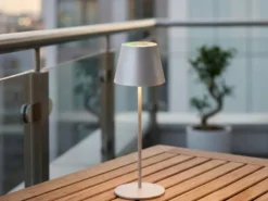 Outdoor Akku Tischlampe COSENZA Silber ohne Kabel mit RGB, Höhe 38cm