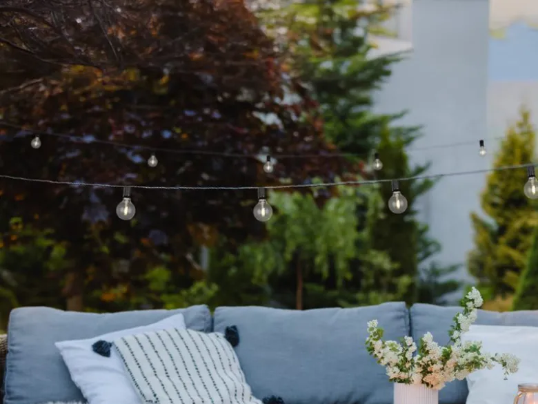 Outdoor Lichterkette per Solar & USB aufladbar mit Netzstecker, Länge 5,7 Meter