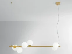 Pendelleuchte ENOIRE 6-flammig Gold mit Glaskugeln in Opalweiß, Breite 120cm