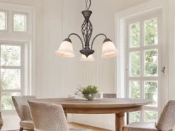 Pendelleuchte 3-flammig in Rostoptik, Glasschirme Weiß mit E14 LED, Ø 55cm