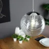 Pendelleuchte NEREIDE Glaskugel Wellenmuster in Transparent, Ø 33cm