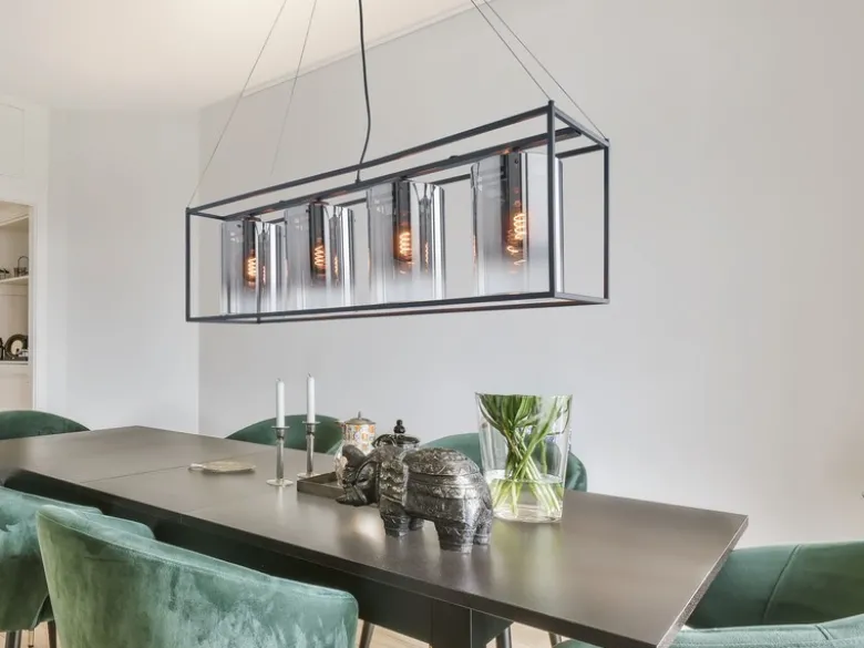 Pendelleuchte SAMU 4-flammig lang Schwarz mit Rauchglas, Breite 115cm
