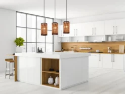Pendelleuchte SARA 3-flammig mit Lampenschirmen aus Rattan, Breite 80cm