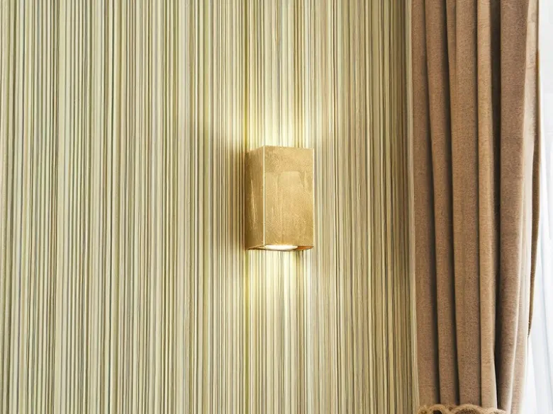 Rechteckige LED Wandleuchte in Gold foliert, Up & Down Strahler, Höhe 15cm