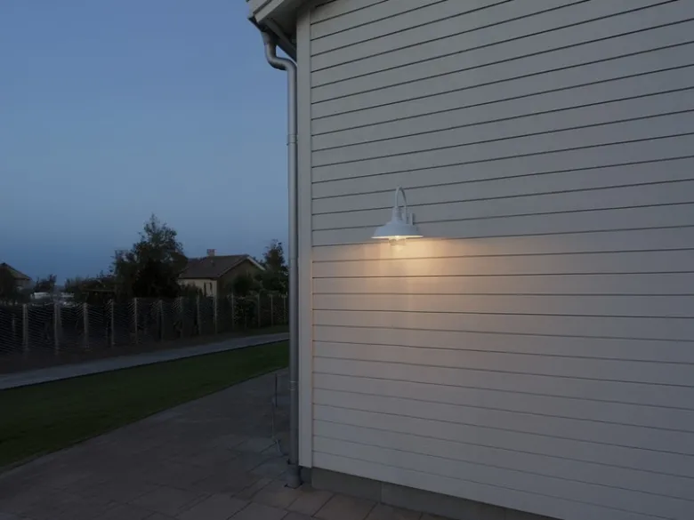 Retro LED Außenwandleuchte Höhe 42,5cm aus Stahl Weiß und Klarglas