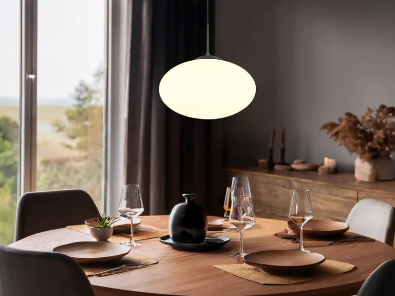 Retro LED Pendelleuchte Schwarz mit Glaskugel Lampenschirm, Ø 40cm