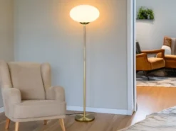 Retro Stehleuchte FOMENTO Messing mit Glaskugel, Höhe 150cm