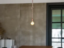 Rustikales LED Schnurpendel aus Hanfseil mit Knoten, Höhe 150cm