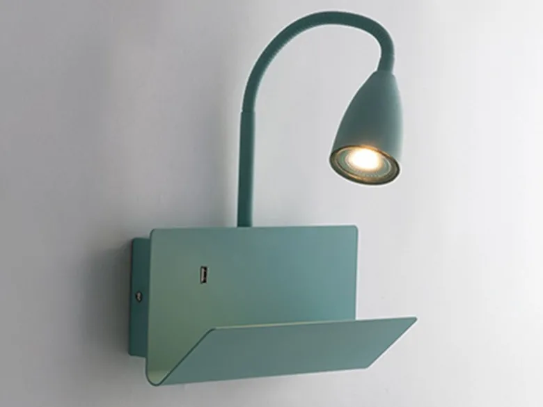 Schwanenhals Leselampe GULP Grün mit Ablage & USB-Ladefunktion, B. 23cm