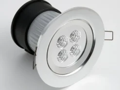 Schwenkbarer LED Deckeneinbaustrahler 12,5 cm, geeignet für Bad und Außenbereich