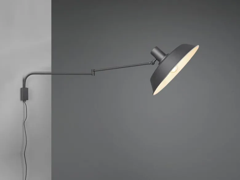 Schwenkbare Wandlampe BOLDER mit Metallschirm Schwarz, Schnurschalter & Stecker