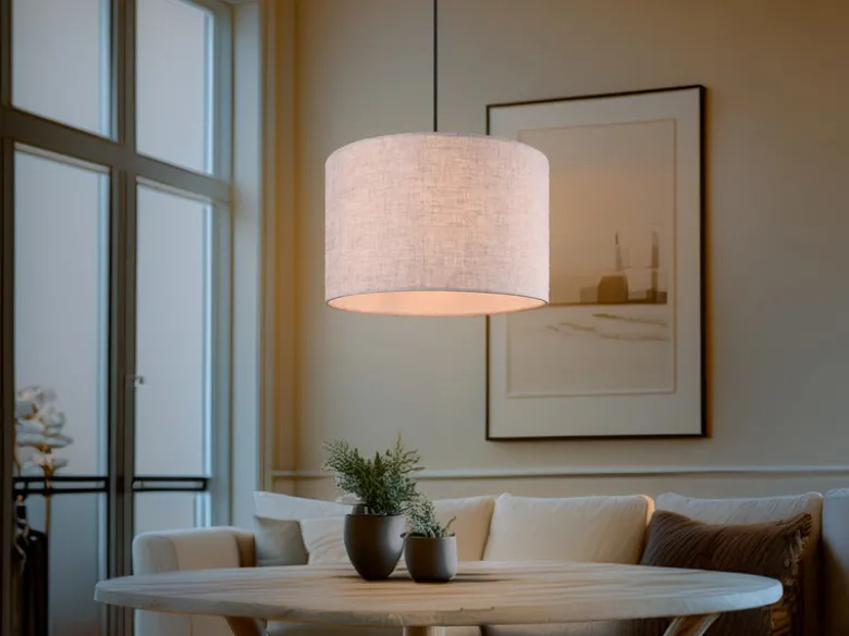 Skandinavische LED Pendelleuchte mit beigem Stoffschirm und Naturholz, Ø 35cm