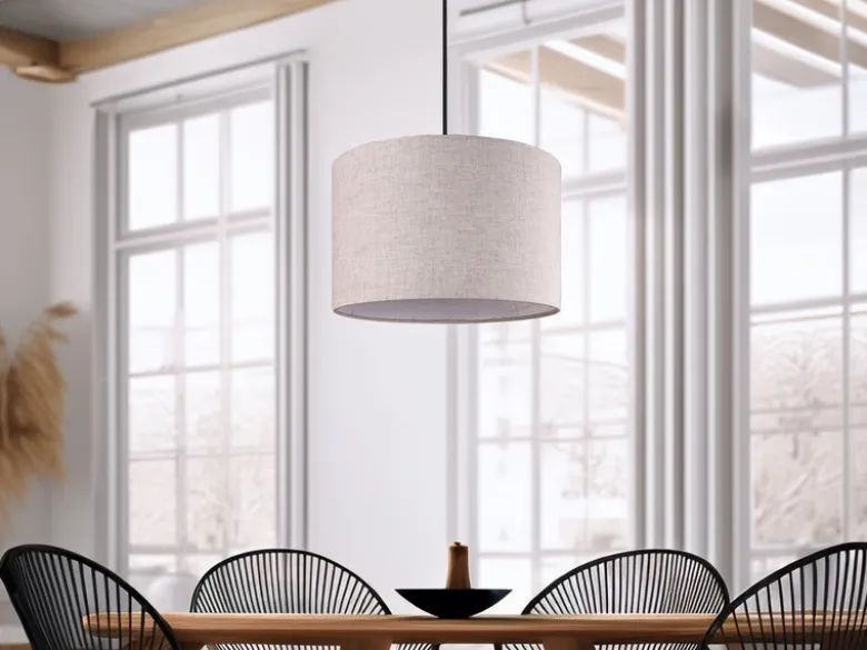 Skandinavische LED Pendelleuchte mit beigem Stoffschirm und Naturholz, Ø 35cm
