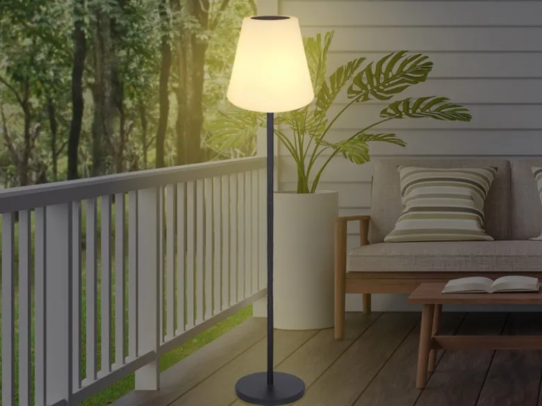 Solar & Akku Stehlampe mit Fernbedienung, auch per USB ladbar, Höhe 150cm