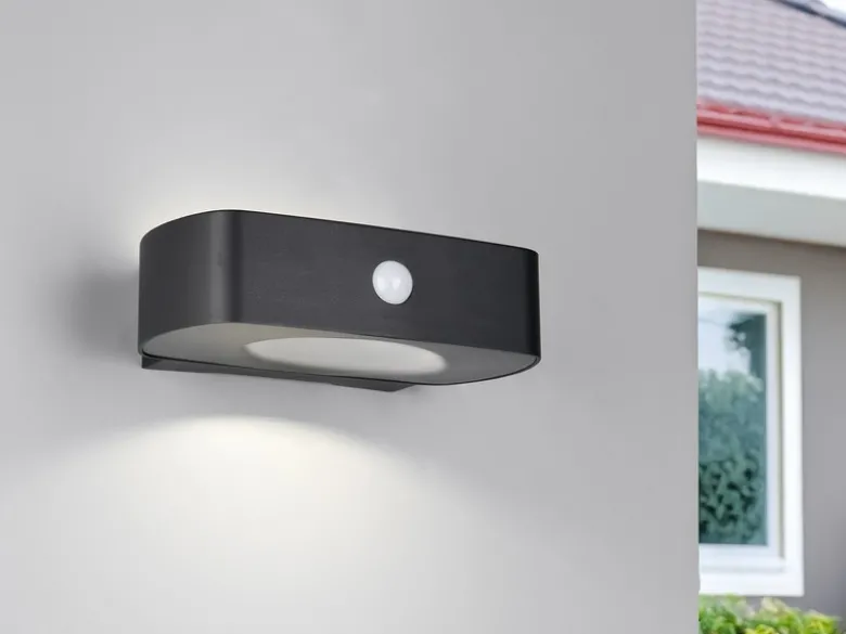Solar Außenwandleuchte BILBAO auch per USB aufladbar mit Bewegungsmelder B: 21cm