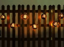 Solarbetriebene LED Outdoor Lichterkette mit 8 Kugeln, Länge 4,1 Meter