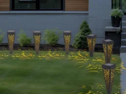 Solarlampen 6er Set mit Erdspieß, Dekostanzungen Schwarz Gold, H.33cm