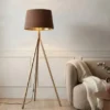 Stehlampe mit Holz Dreibein & E27 Samt Lampenschirm Braun Gold, Höhe 157cm
