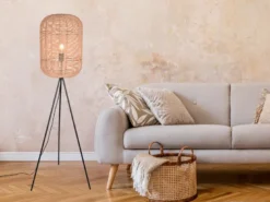 Stehlampe RUNA Dreibein mit Korbgeflecht Lampenschirm aus Sisal, Höhe 150cm