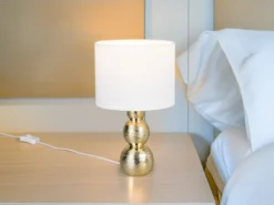 Tischleuchte LOVA mit Keramikfuß Gold & Stoffschirm Weiß, Höhe 29cm