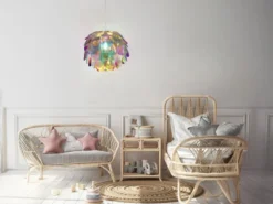 Verspielte LED Pendelleuchte mit bunten Kunststoffblättern, Ø 40cm