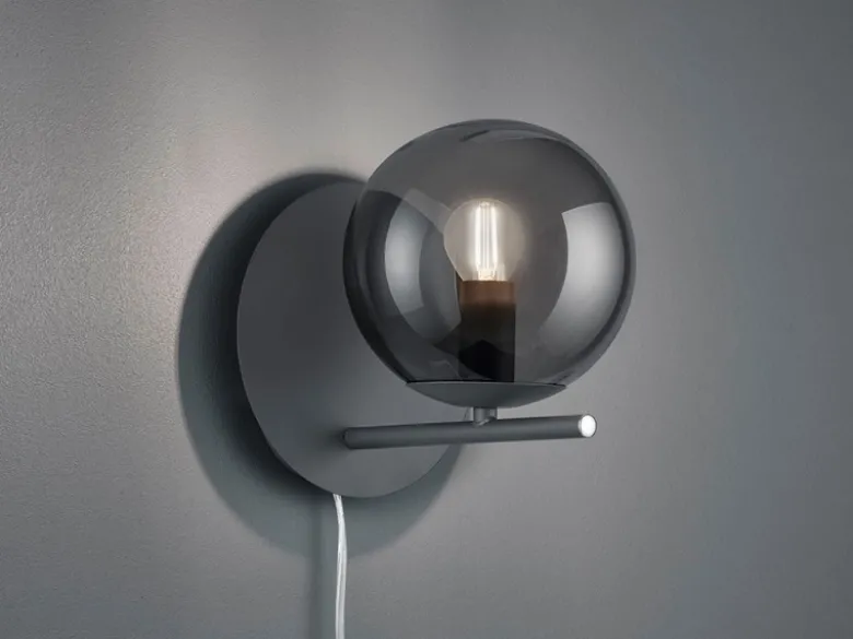 Wandlampe PURE mit Schalter, Kabel und Stecker & Rauchglas Kugel, Höhe 21cm