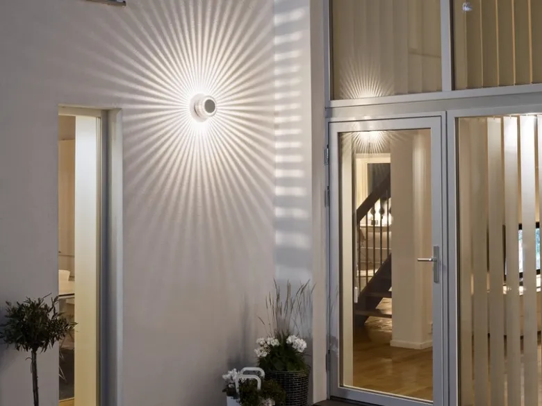 Wandleuchte MONZA für effektvolle Beleuchtung, 5W, IP54, massives Aluminium