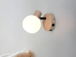 Wandstrahler BOBA mit Schalter aus Metall in Beige und Glasschirm, Höhe 13,5cm