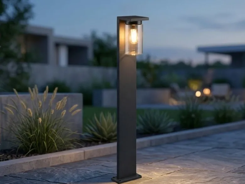 Wegeleuchte ARDILA aus Aluminium Schwarz mit E27 Glasschirm, Höhe 100cm