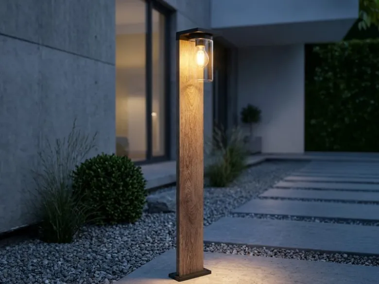 Wegeleuchte ARDILA aus Aluminium Holzoptik mit E27 Glasschirm, Höhe 100cm