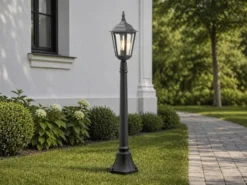 Wegeleuchte aus Aluminium Schwarz, antike E27 Gartenlaterne, Höhe 120cm