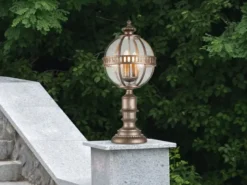 Wegeleuchte HALLERON im Jugendstil mit Glaskugel, Bronze Höhe 70cm