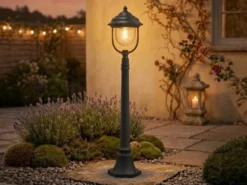 Wegeleuchte PARMA Gartenlaterne im Landhausstil, Schwarz Höhe 118cm